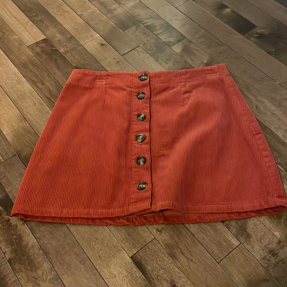 mini skirt